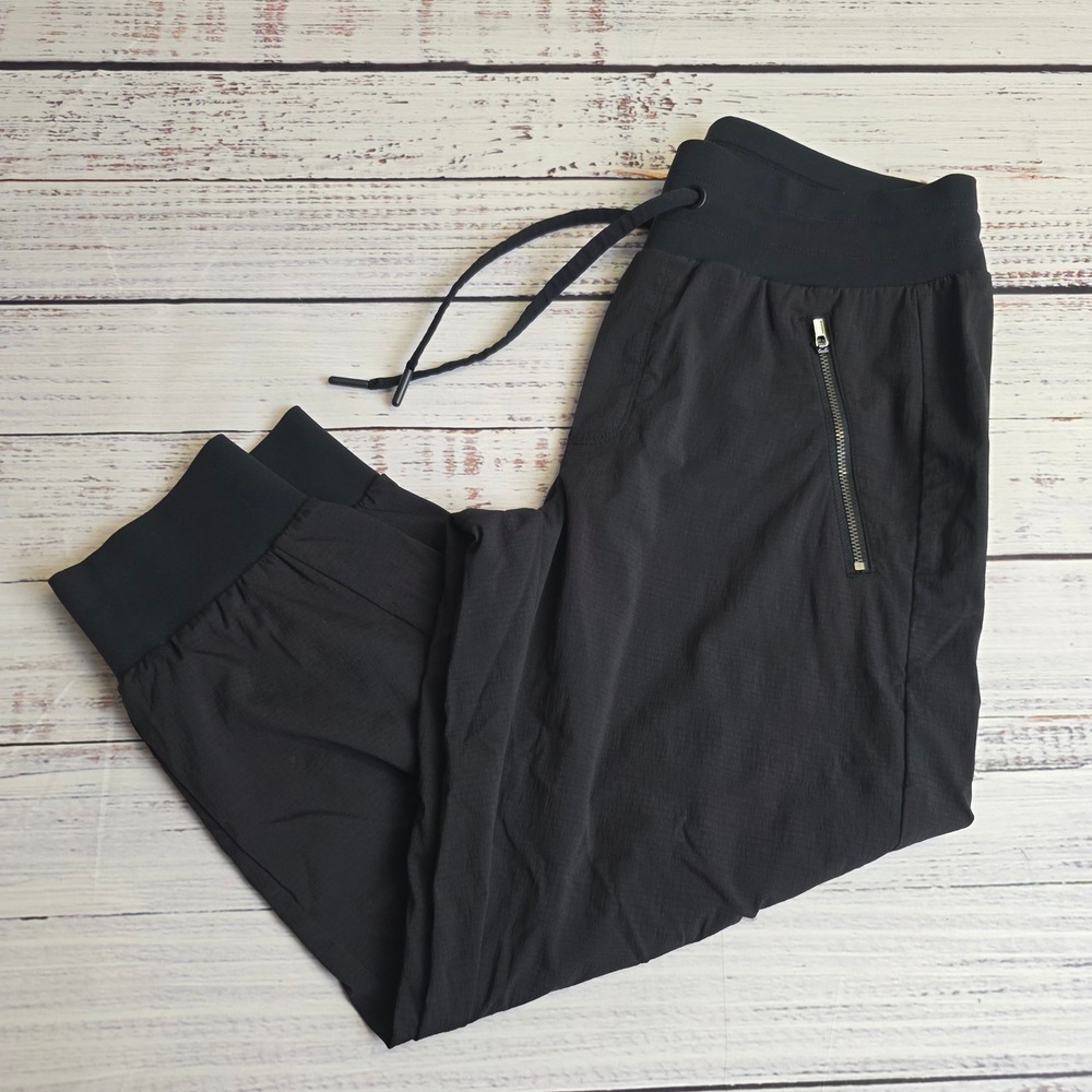 Athleta Trekkie Mid Rise North Crop Legacy Jogger Black Pants 980399 4P Petite
